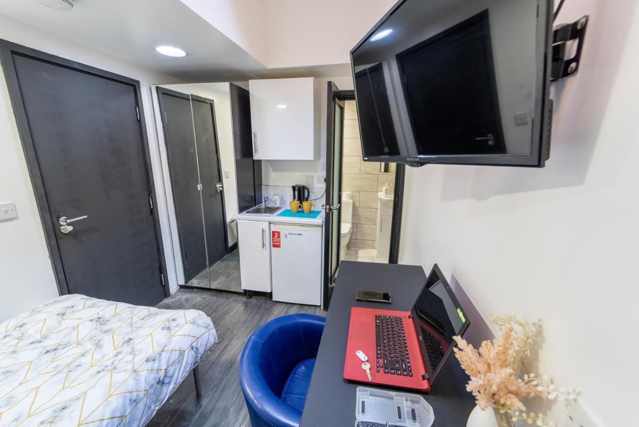 Stay Sa Equipped Studios Next To Uob And Qe! Birmingham Dış mekan fotoğraf
